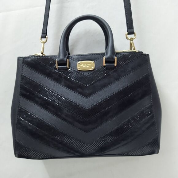 Michael Kors Black Leather Chevron Double Handles Satchel Shoulder Bag - Picture 3 of 16